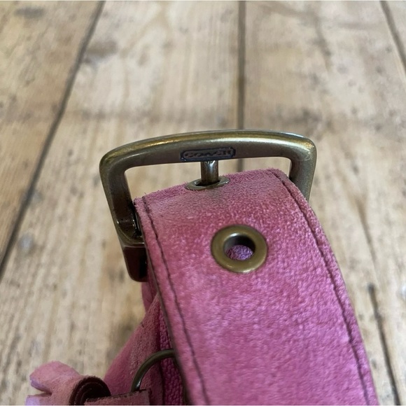 COACH HAMPTONS DEMI PINK SUEDE BAGUETTE 7470 Vintage 2004 Y2K - Picture 13 of 15